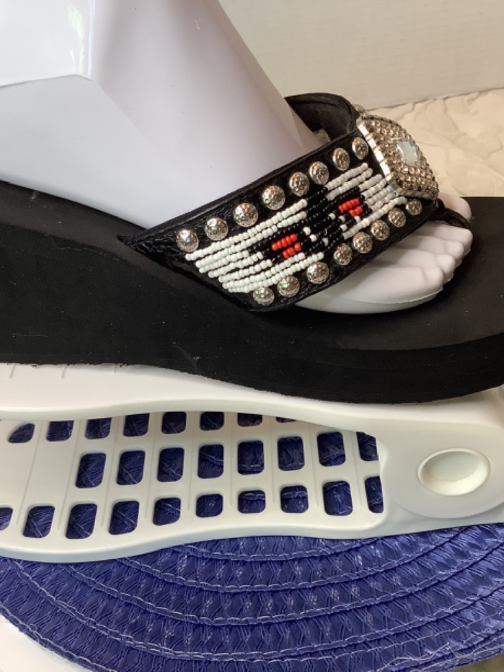 EUC Gracie western platform sandals flip flops black silver bling - Picture 4 of 12